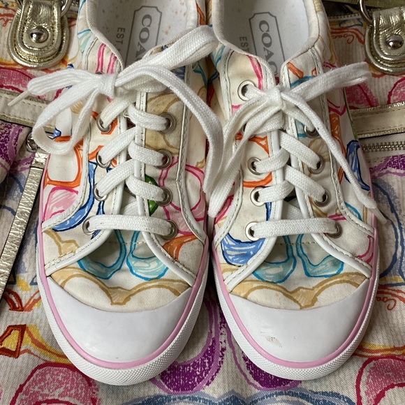 Coach (19023) Poppy Dream Glam Tote with matching shoes (size 8-1/2) - Picture 12 of 16